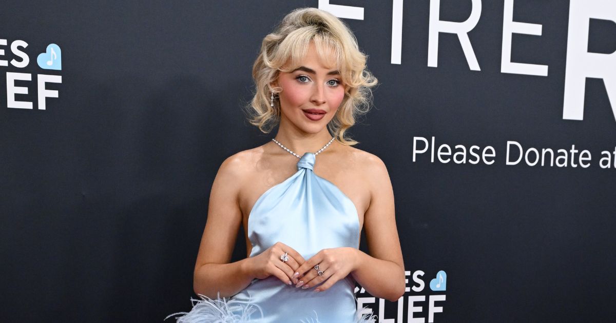 Delicate Blue Was the Standout Color of the 2025 Grammy Awards